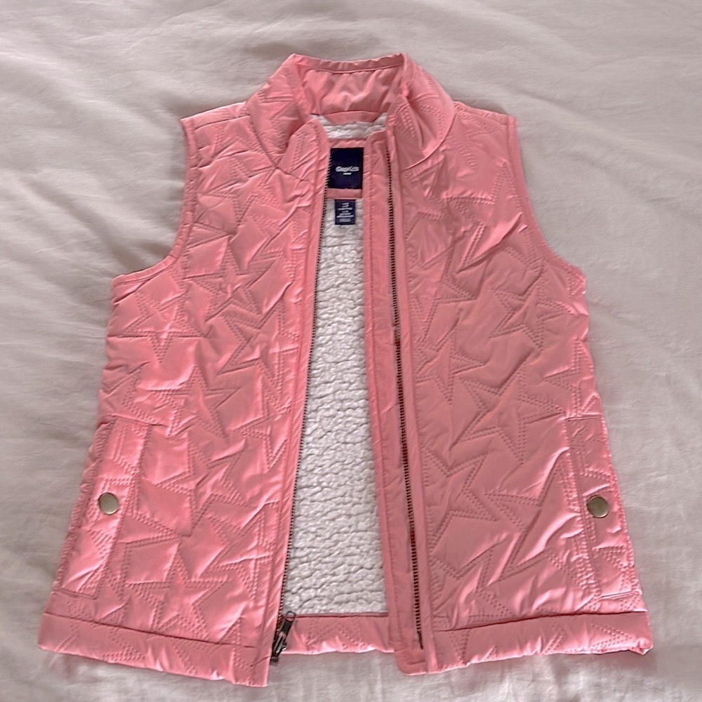 Gap vest